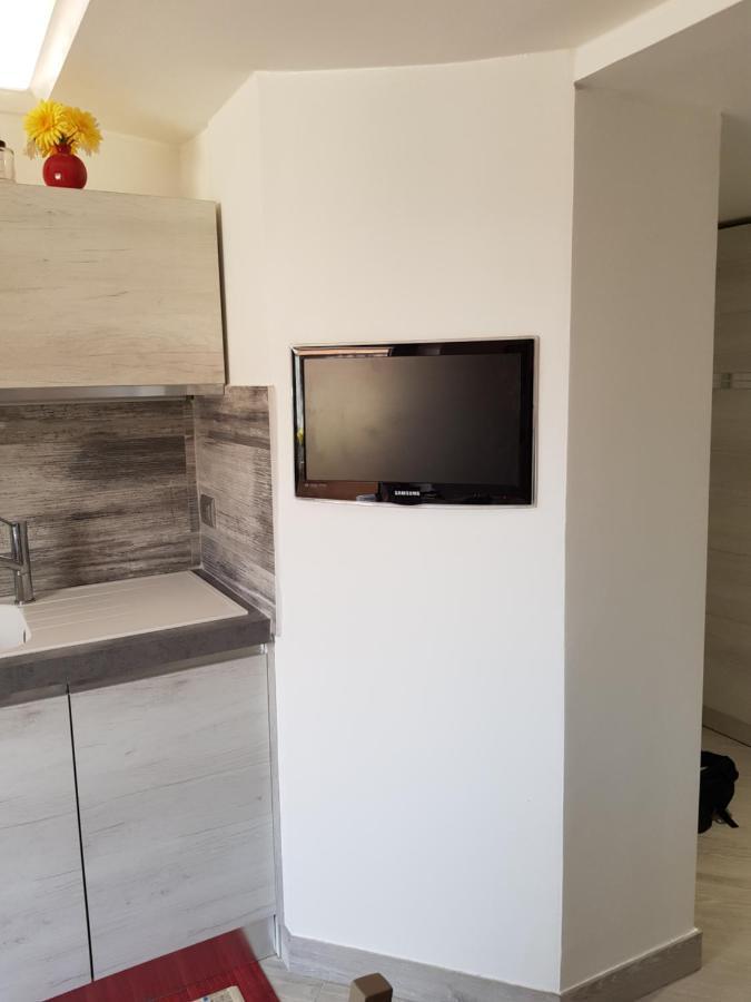 Trilocale Moderno In Centro Citta Apartment Turin Bagian luar foto