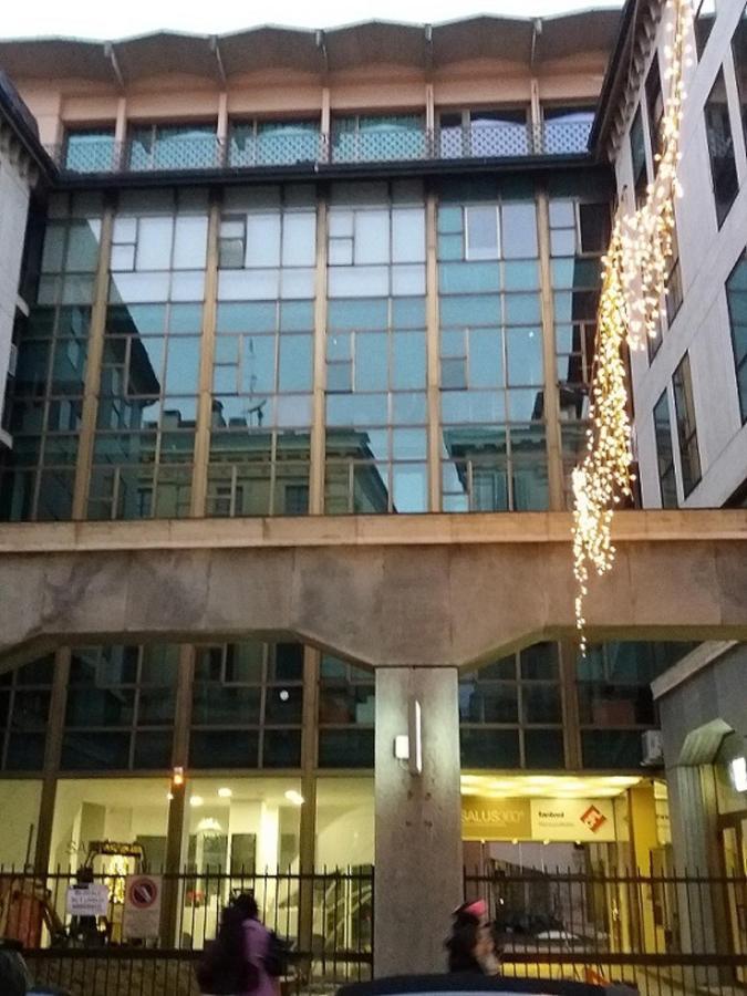 Trilocale Moderno In Centro Citta Apartment Turin Bagian luar foto