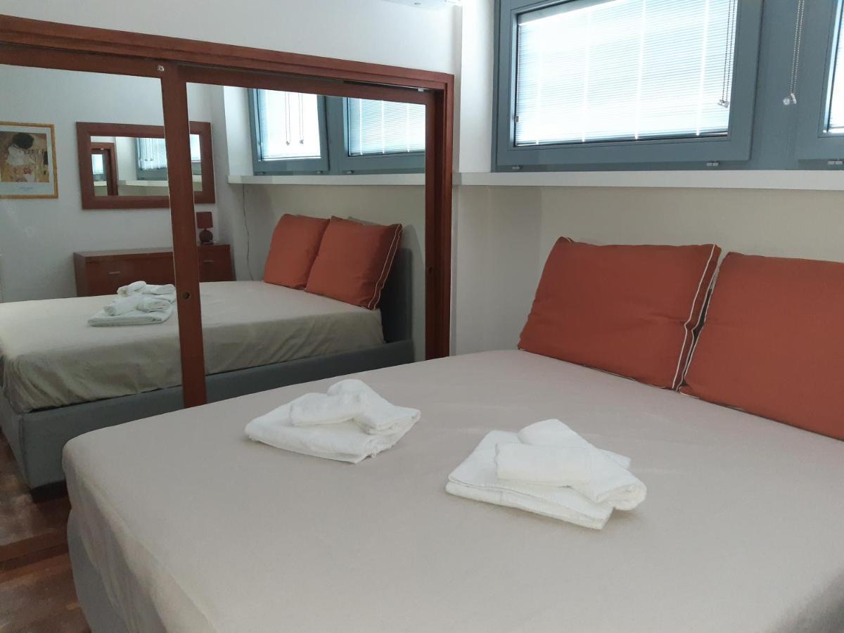 Trilocale Moderno In Centro Citta Apartment Turin Bagian luar foto
